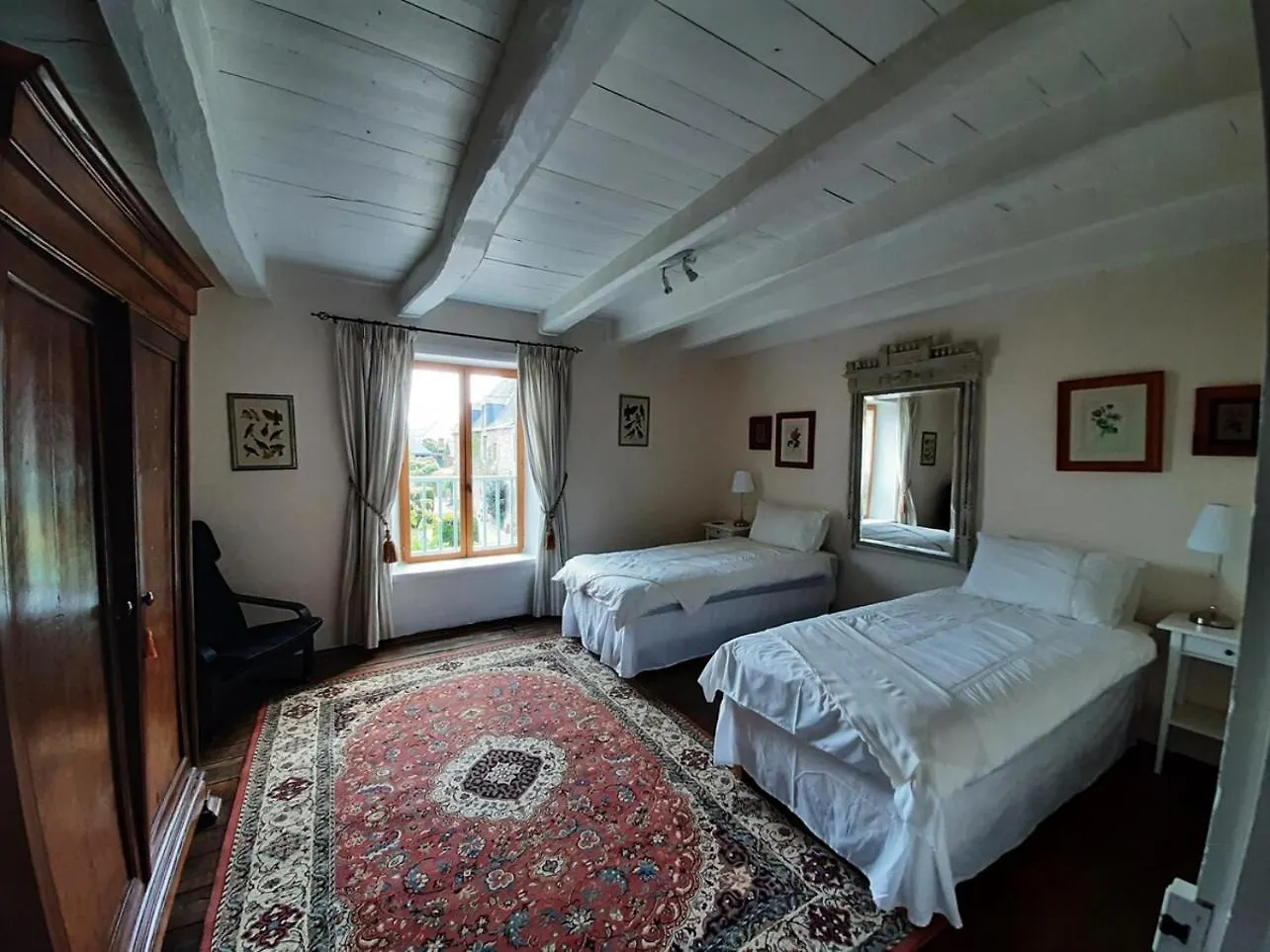 Holiday home Le Puits, 19C House In The Grounds Of The Manor Villa Saint-Helen