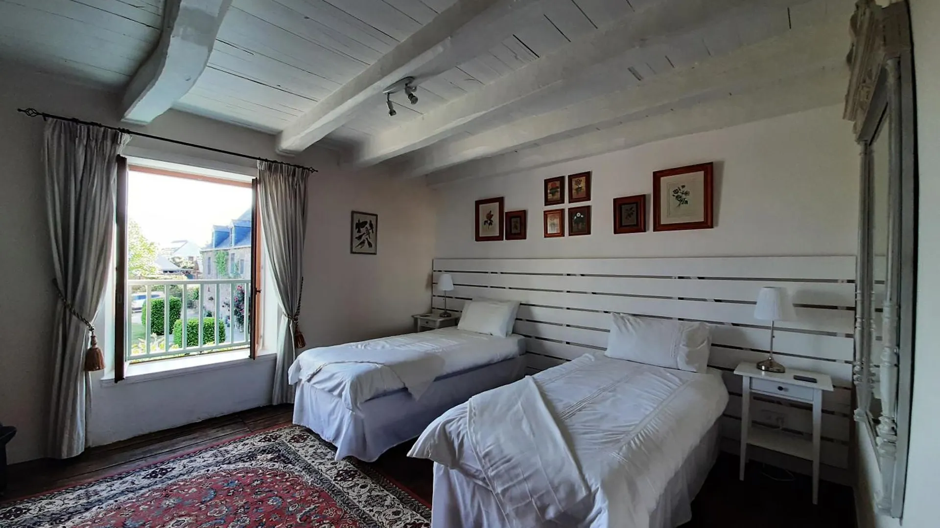 Holiday home Le Puits, 19C House In The Grounds Of The Manor Villa Saint-Helen France